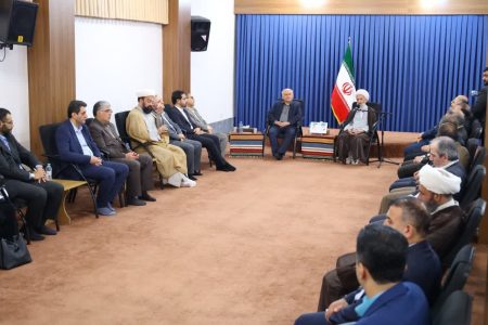تعرفه‌های پایین، پزشکان را به بخش خصوصی سوق داده است/ تأکید بر وحدت و کار جهادی مسئولان